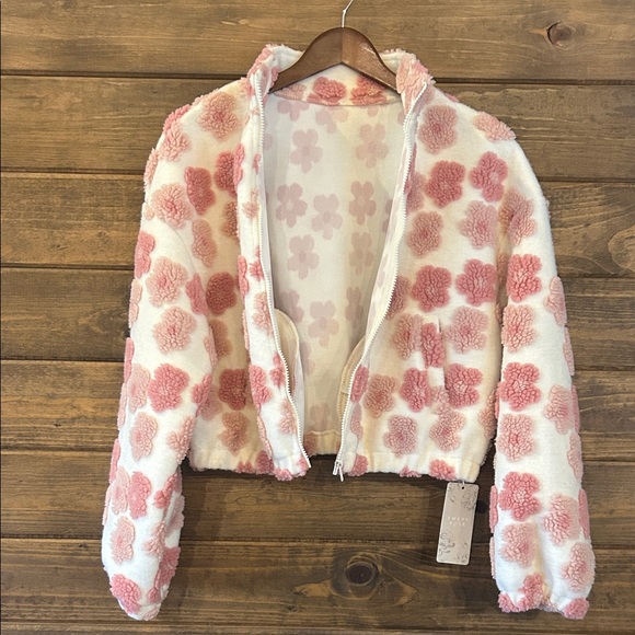 Emory Rose Charming Pink and White Floral Jacket - Picture 5 of 6